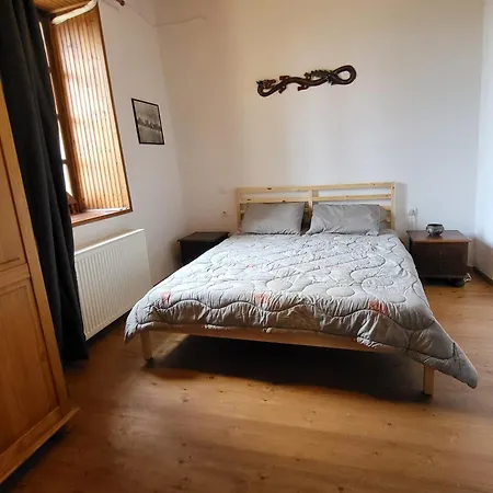 Historic 1903 Mansion With Courtyards & Sea Views Semesterbostad