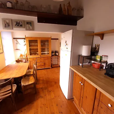 Historic 1903 Mansion With Courtyards & Sea Views Semesterbostad *