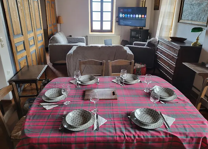 Historic 1903 Mansion With Courtyards & Sea Views *