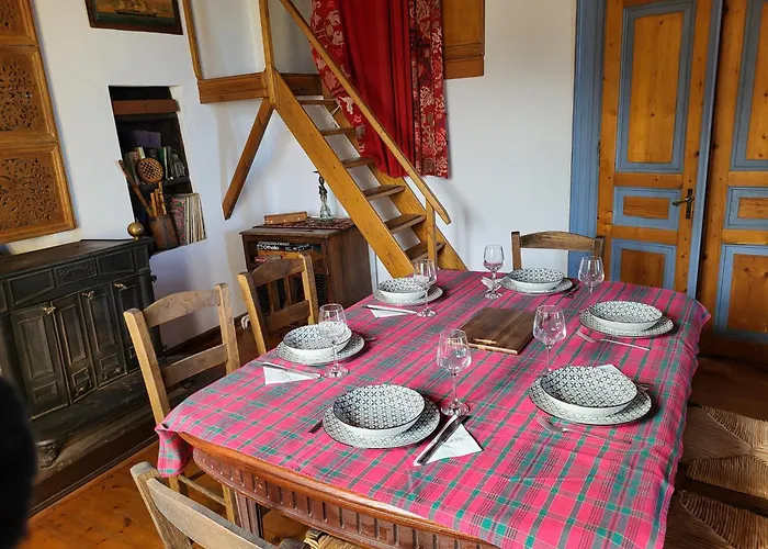 Historic 1903 Mansion With Courtyards & Sea Views Σπίτι διακοπών *